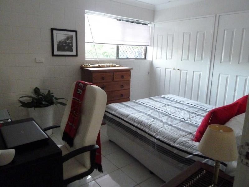 3/64 Warburton Street, North Ward QLD 4810