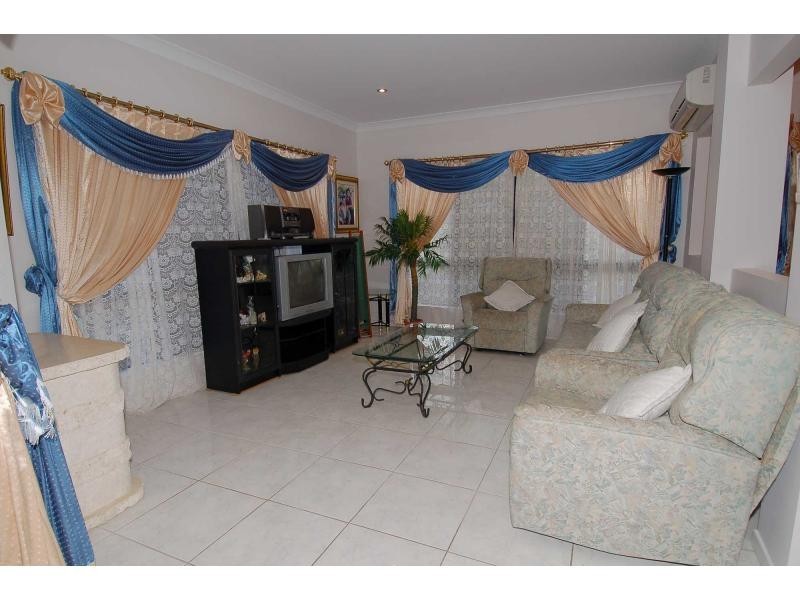 4 Monte Visto Court, Mount Louisa QLD 4814