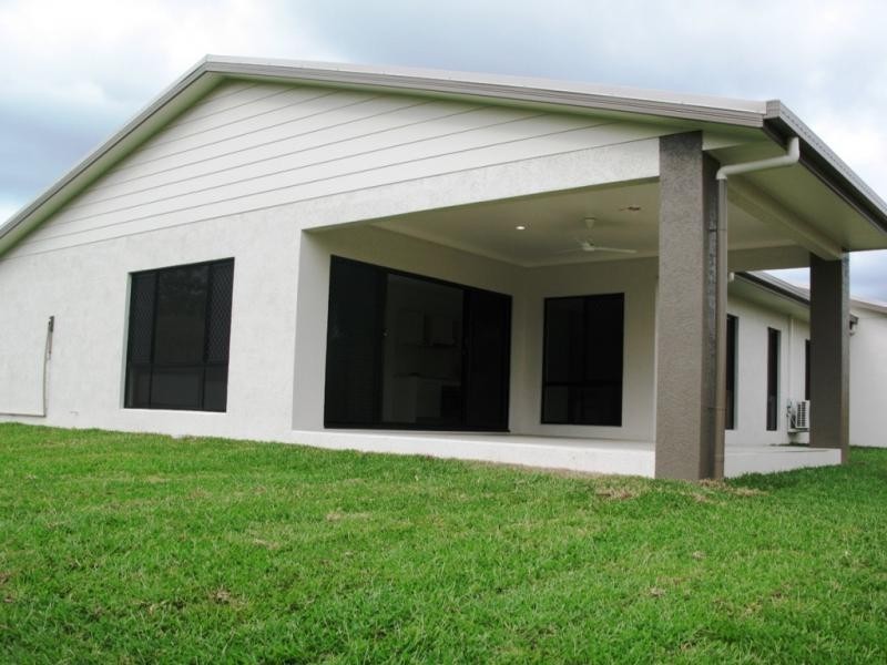 23 Deedes Crescent, Bushland Beach QLD 4818