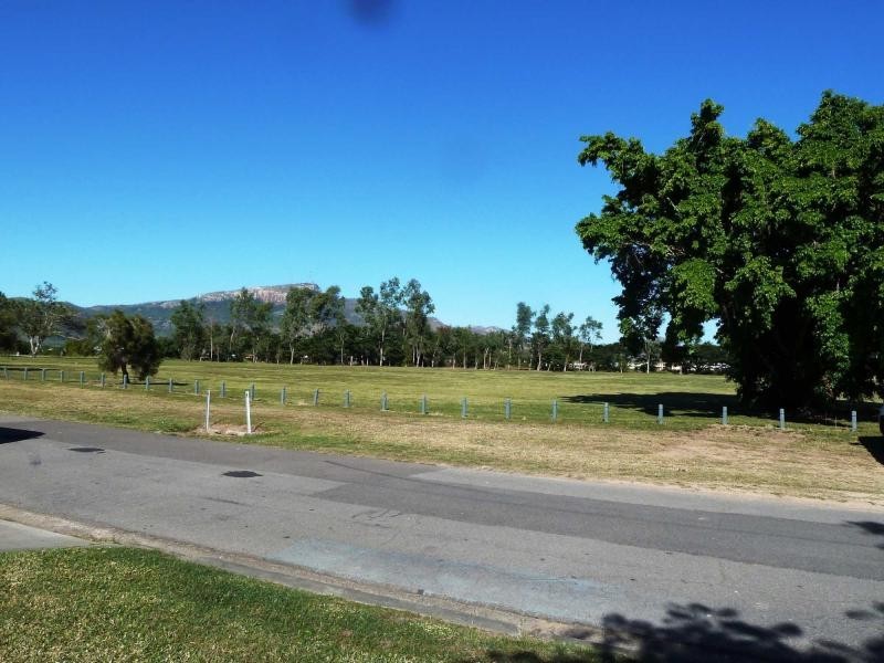 9/10 Snelham Street, Rosslea QLD 4812