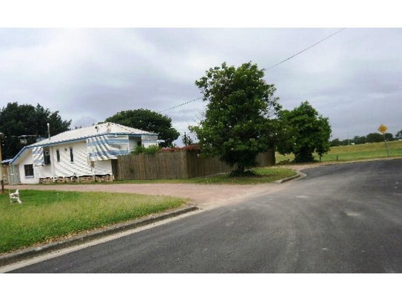 16 Richard Street, Aitkenvale QLD 4814