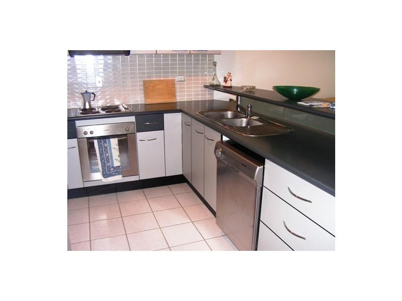 2/29 Soule Street, Hermit Park QLD 4812