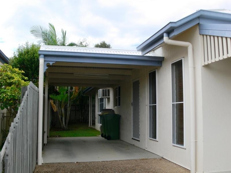 7 ROWERS Lane, Douglas QLD 4814