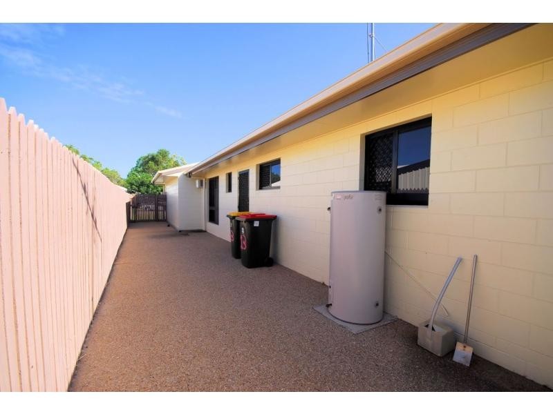 13 Brenton Circuit, Deeragun QLD 4818