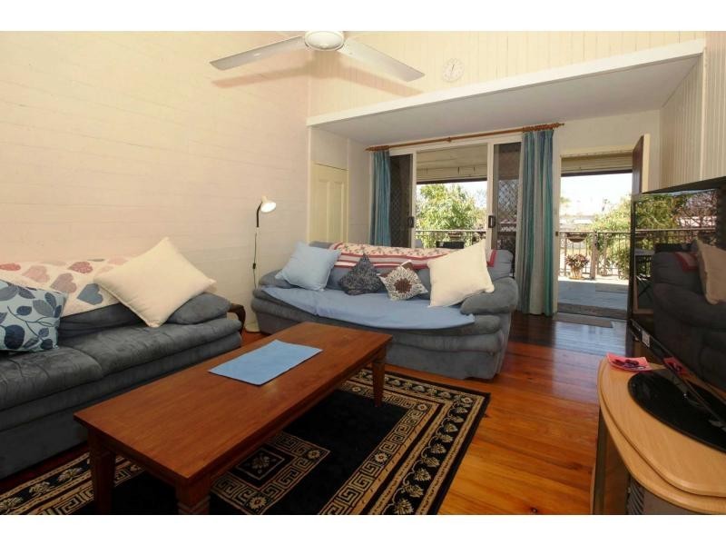 12 Martin Street, South Townsville QLD 4810