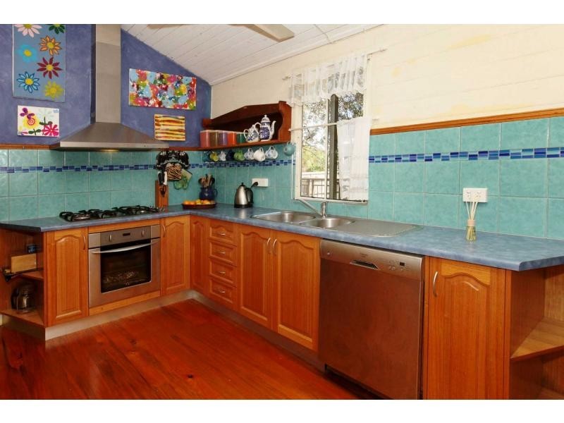 12 Martin Street, South Townsville QLD 4810