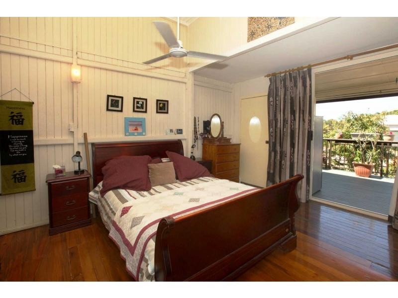 12 Martin Street, South Townsville QLD 4810