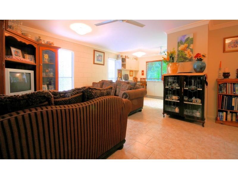 12 Yut Fay Avenue, Kelso QLD 4815