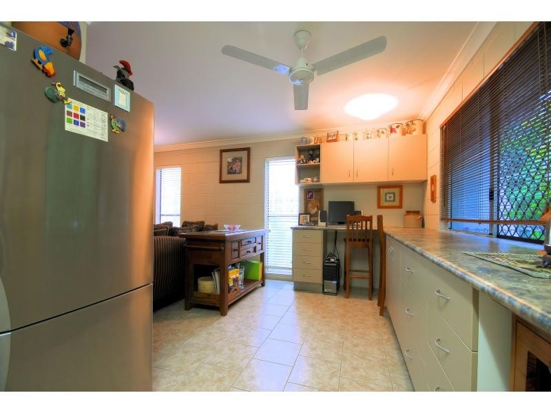 12 Yut Fay Avenue, Kelso QLD 4815