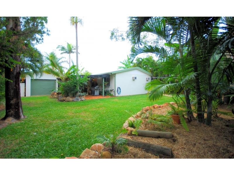 12 Yut Fay Avenue, Kelso QLD 4815