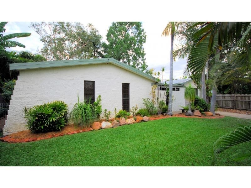 12 Yut Fay Avenue, Kelso QLD 4815