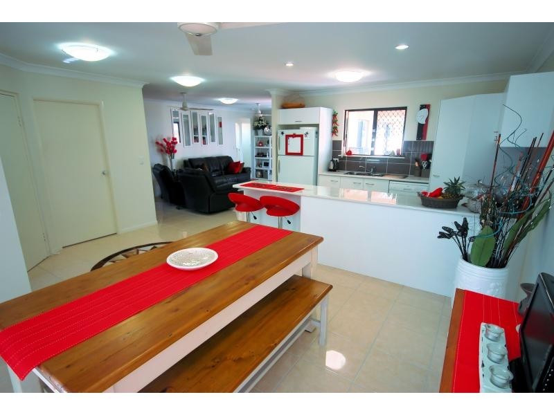 58 Daintree Drive, Bushland Beach QLD 4818