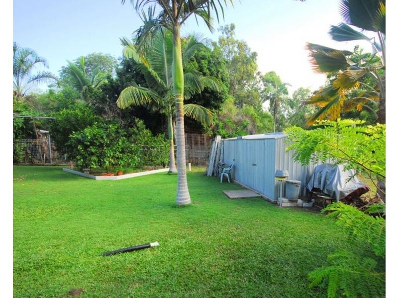 3 The Esplanade, Balgal Beach QLD 4816