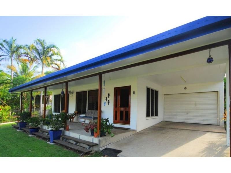 3 The Esplanade, Balgal Beach QLD 4816