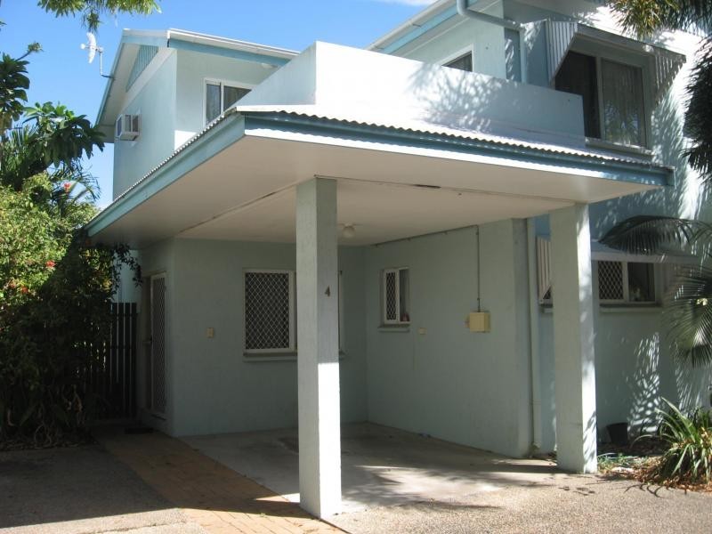 4/8 Queens Road, Railway Estate QLD 4810