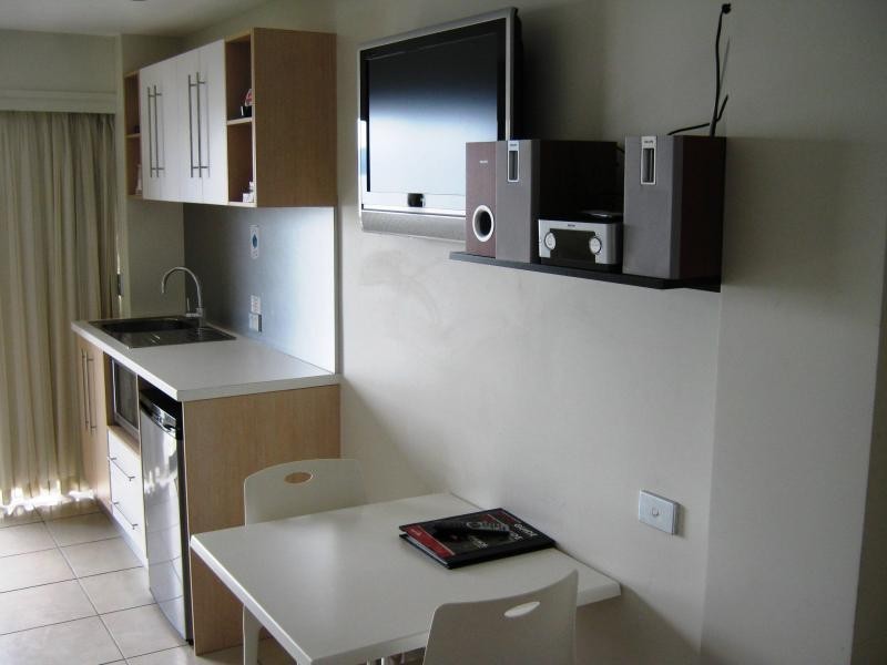 702/75 The Strand, North Ward QLD 4810