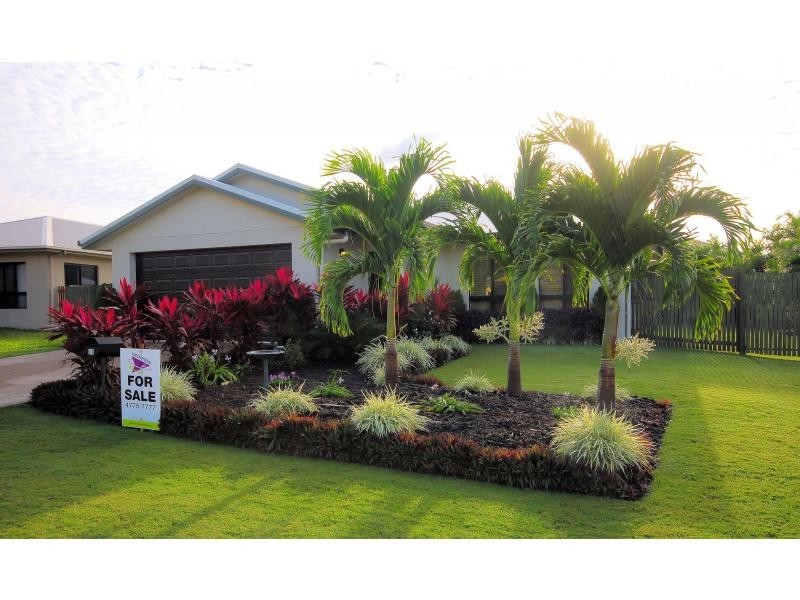 13 Ugarte Street, Bushland Beach QLD 4818