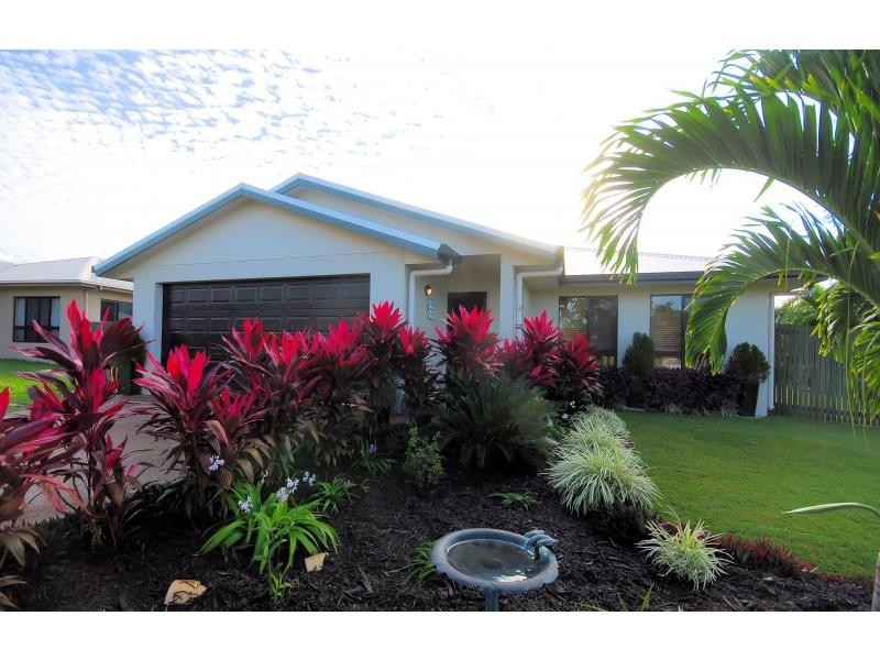 13 Ugarte Street, Bushland Beach QLD 4818