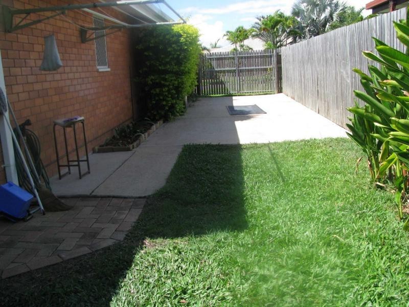 13 Poplar Street, Kirwan QLD 4817