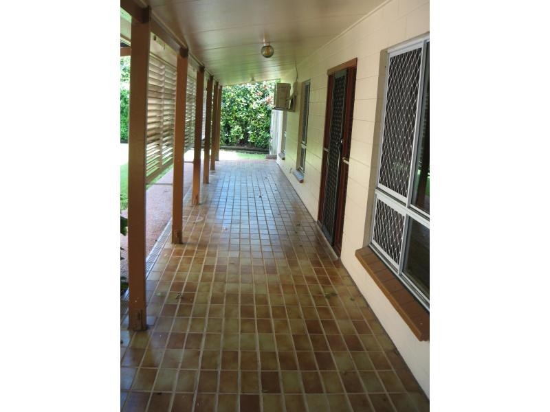 24 Sycamore Street, Pimlico QLD 4812