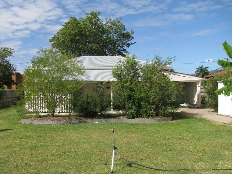 19 Camp Street, Mundingburra QLD 4812