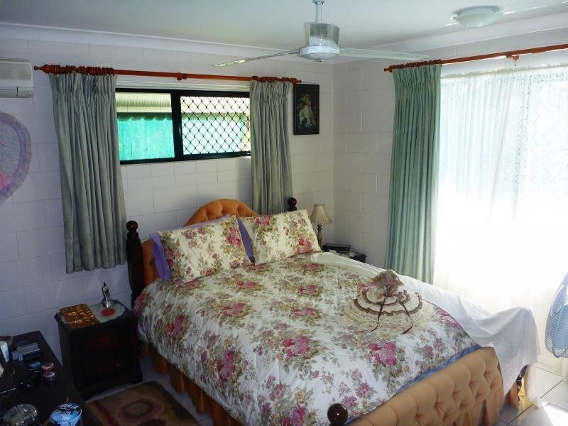 11 Borton Street, Balgal Beach QLD 4816
