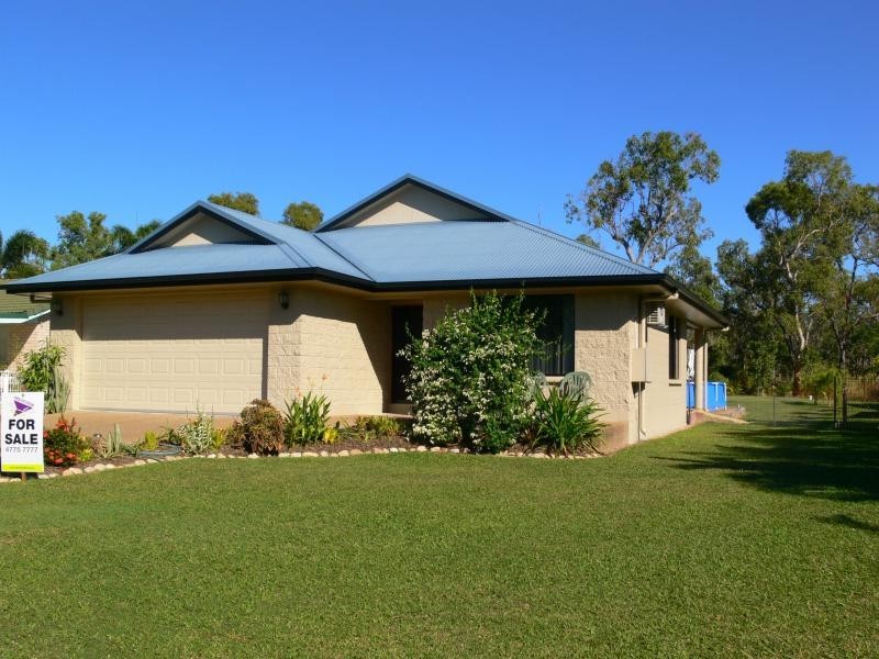 11 Borton Street, Balgal Beach QLD 4816