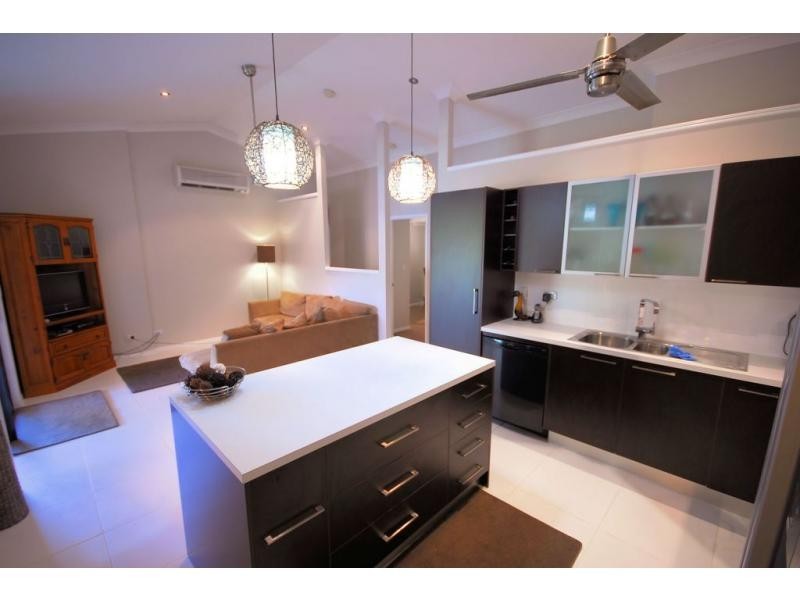 6 Pacific Avenue, Bushland Beach QLD 4818