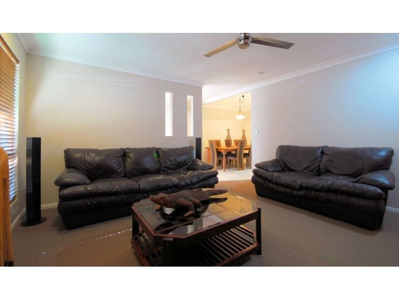 6 Pacific Avenue, Bushland Beach QLD 4818