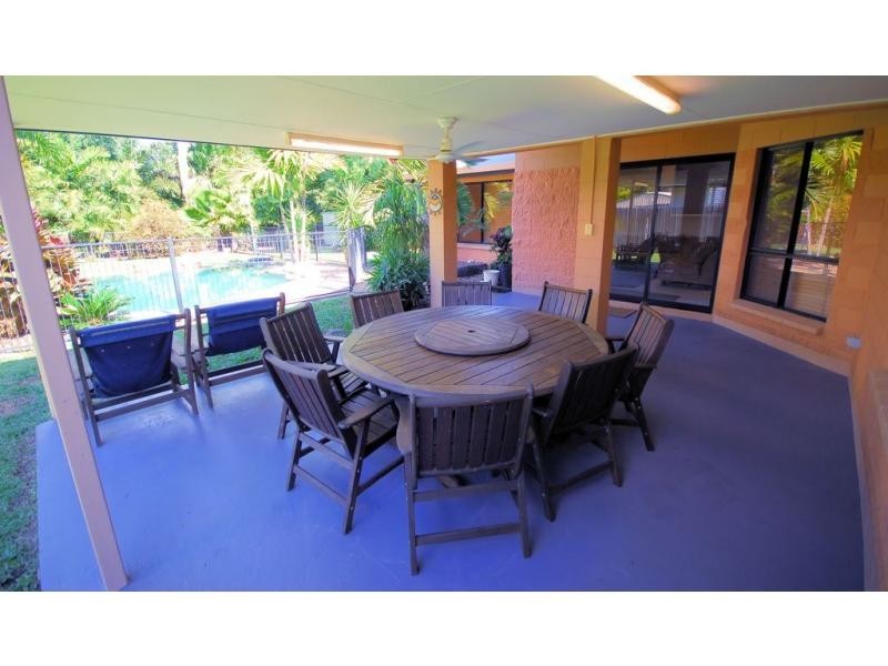 6 Pacific Avenue, Bushland Beach QLD 4818