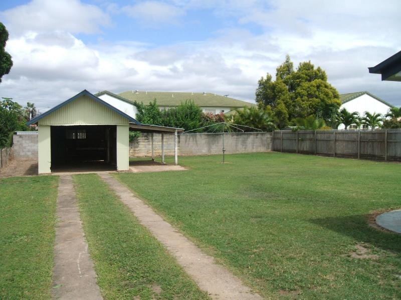 23 Lowth Street, Rosslea QLD 4812