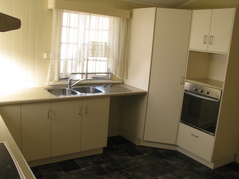 38 Diprose Street, Pimlico QLD 4812