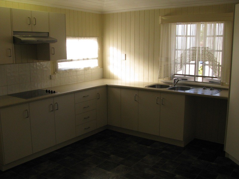 38 Diprose Street, Pimlico QLD 4812