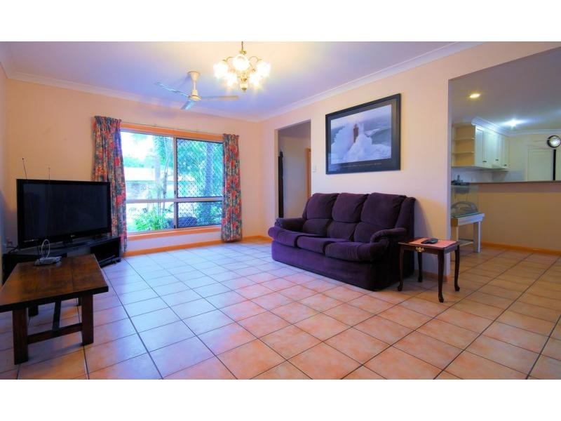 2 Fielding Way, Kirwan QLD 4817