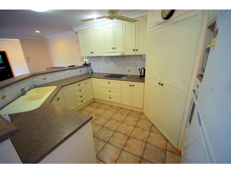 2 Fielding Way, Kirwan QLD 4817