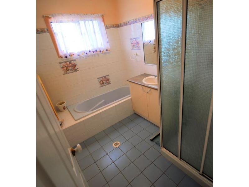 2 Fielding Way, Kirwan QLD 4817