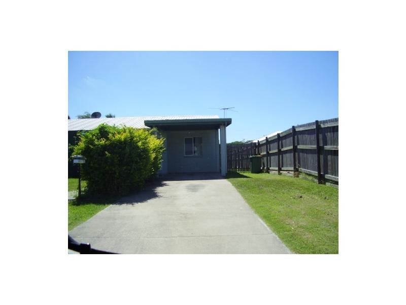 2/82 McAlister Street, Oonoonba QLD 4811