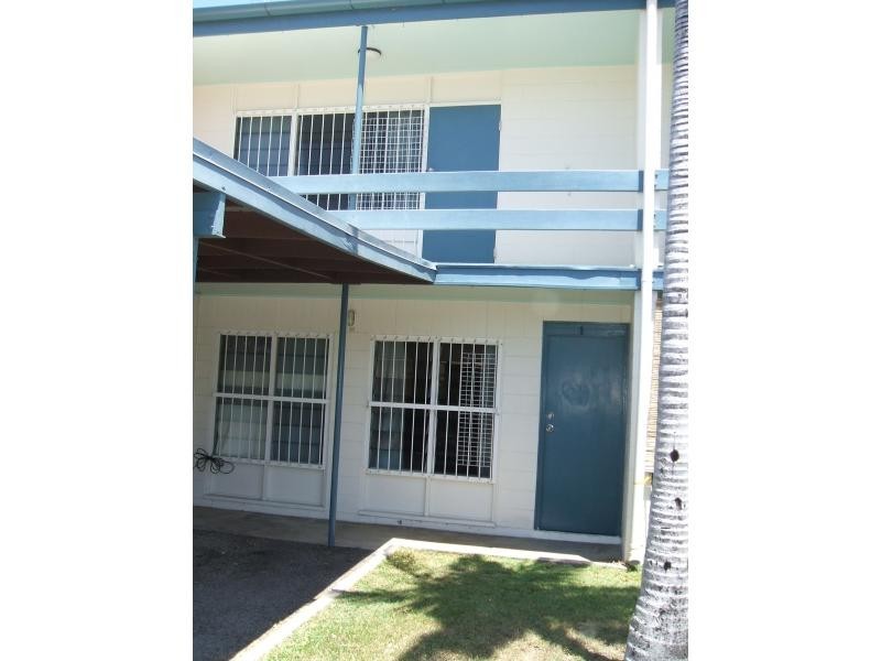 1/201 Kings Road, Pimlico QLD 4812