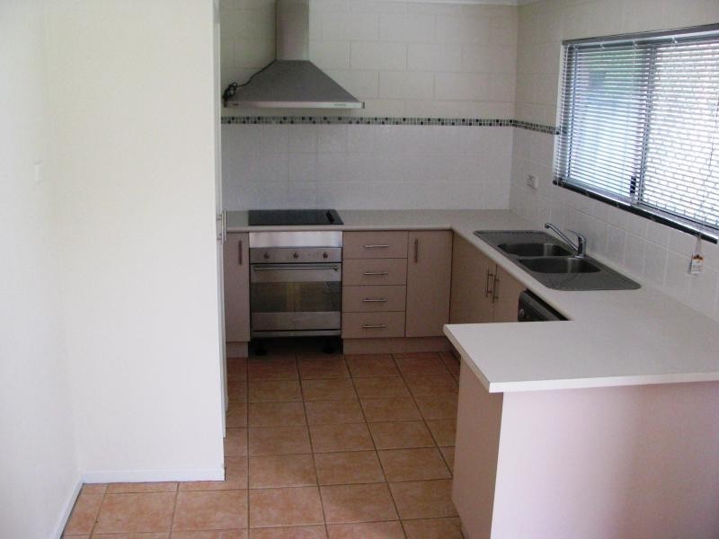 76 Kern Brothers Drive, Kirwan QLD 4817