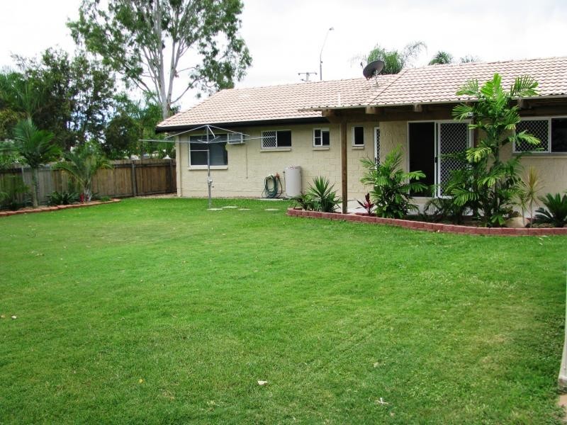 76 Kern Brothers Drive, Kirwan QLD 4817