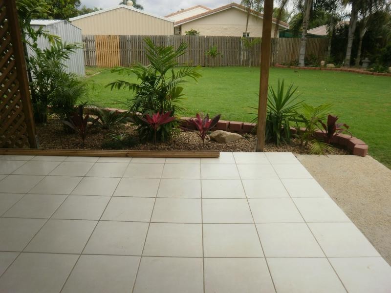 76 Kern Brothers Drive, Kirwan QLD 4817