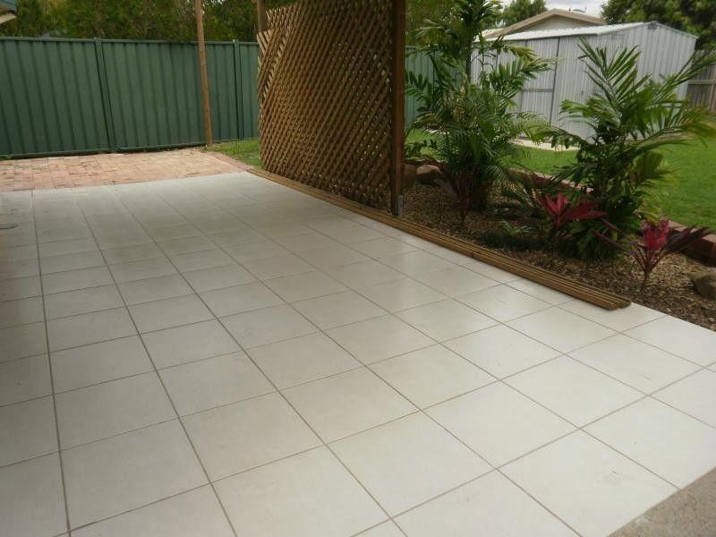 76 Kern Brothers Drive, Kirwan QLD 4817