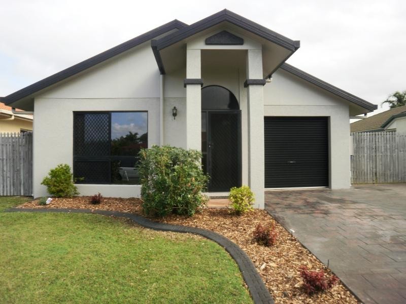 13 Milgate Crescent, Kirwan QLD 4817