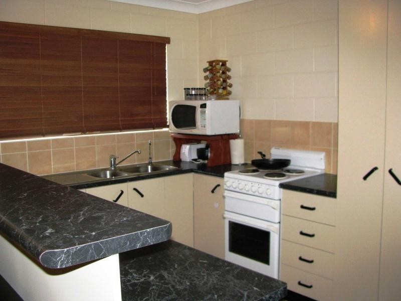 13 Milgate Crescent, Kirwan QLD 4817