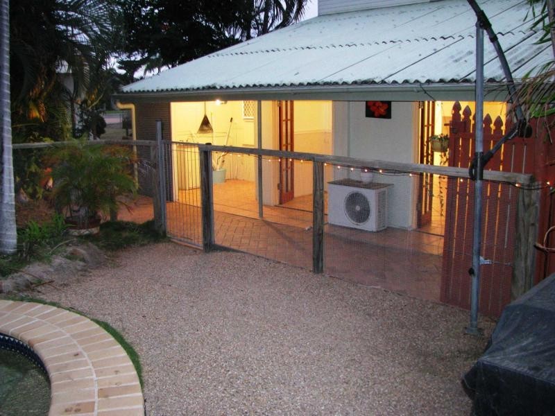 25 Bell Street, South Townsville QLD 4810