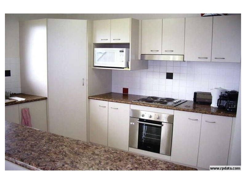 9 Bellamy Street, Rasmussen QLD 4815