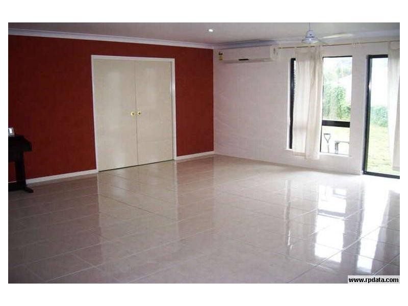 9 Bellamy Street, Rasmussen QLD 4815