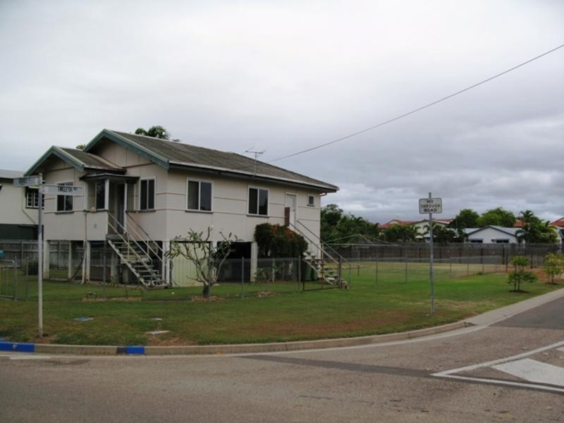 10 Doorey Street, Townsville City QLD 4810
