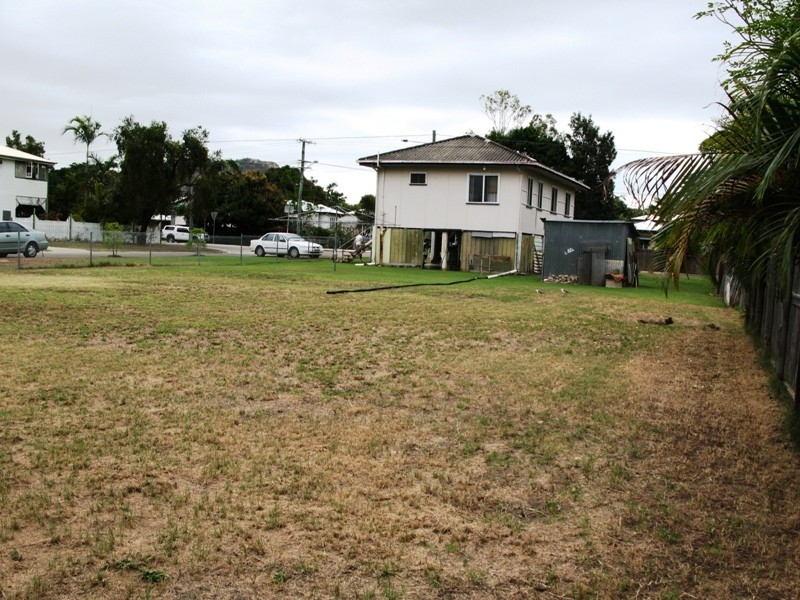 10 Doorey Street, Townsville City QLD 4810