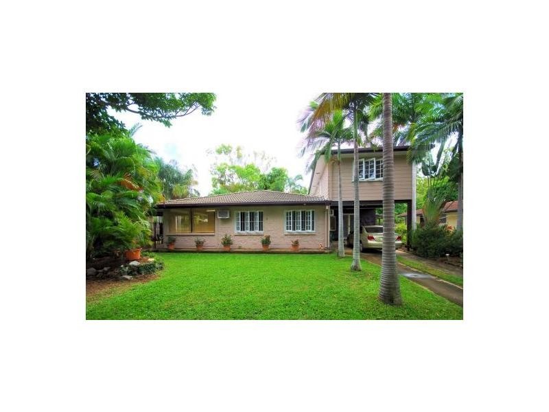 8 Angela Court, Cranbrook QLD 4814